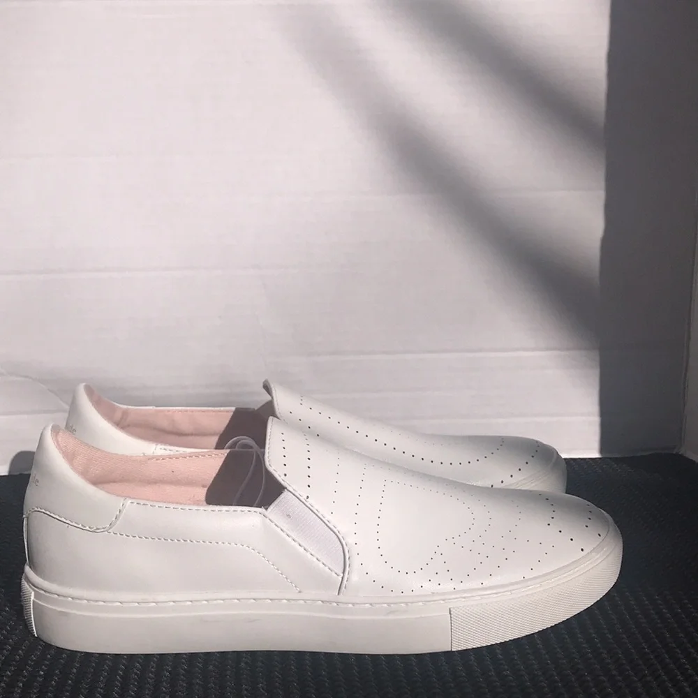🆕Kate Spade Perforated Leather Slip Ons